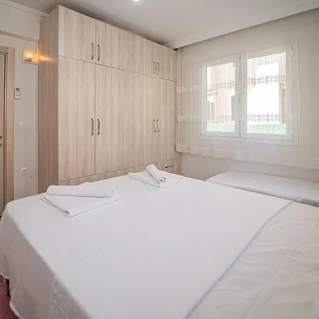 Lovely Flat Near Calis Beach With Balcony In Fethiye Apartment